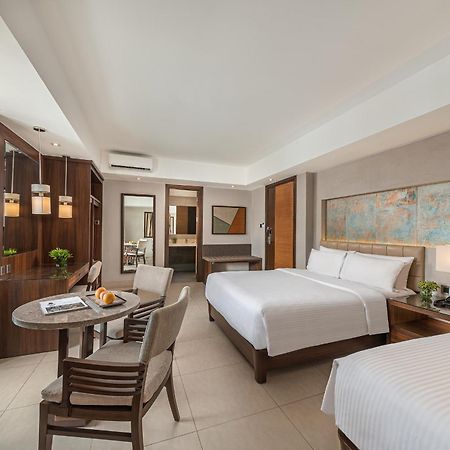 Henann Prime Beach Resort Balabag  Extérieur photo Deluxe Family Room