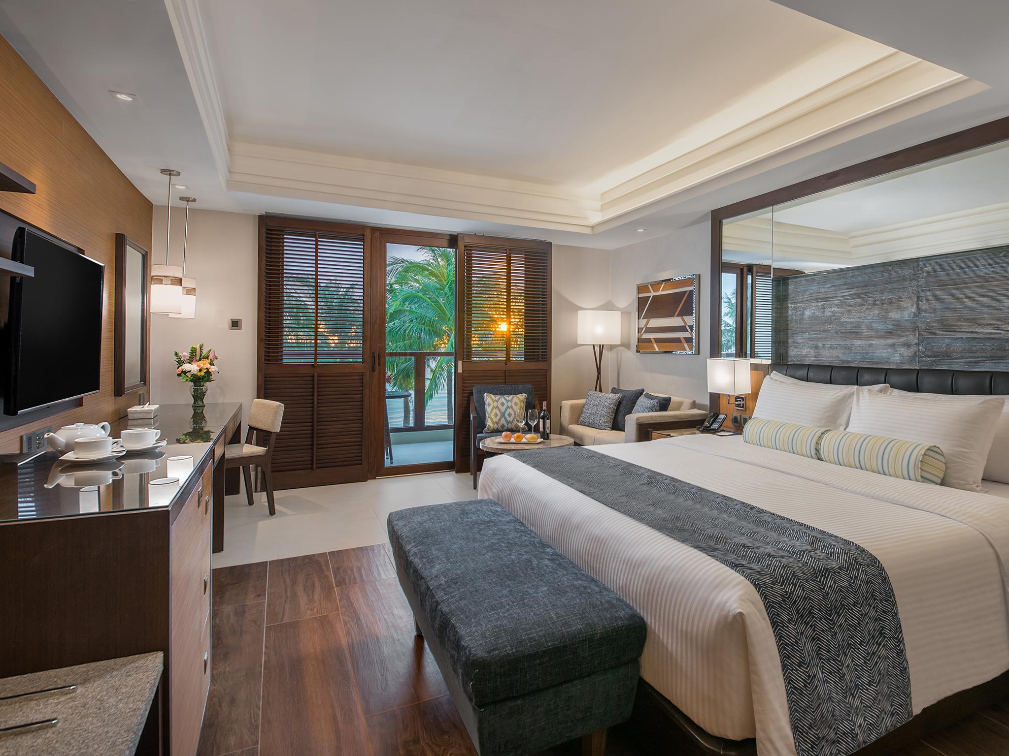 Henann Prime Beach Resort Balabag  Extérieur photo Deluxe Room