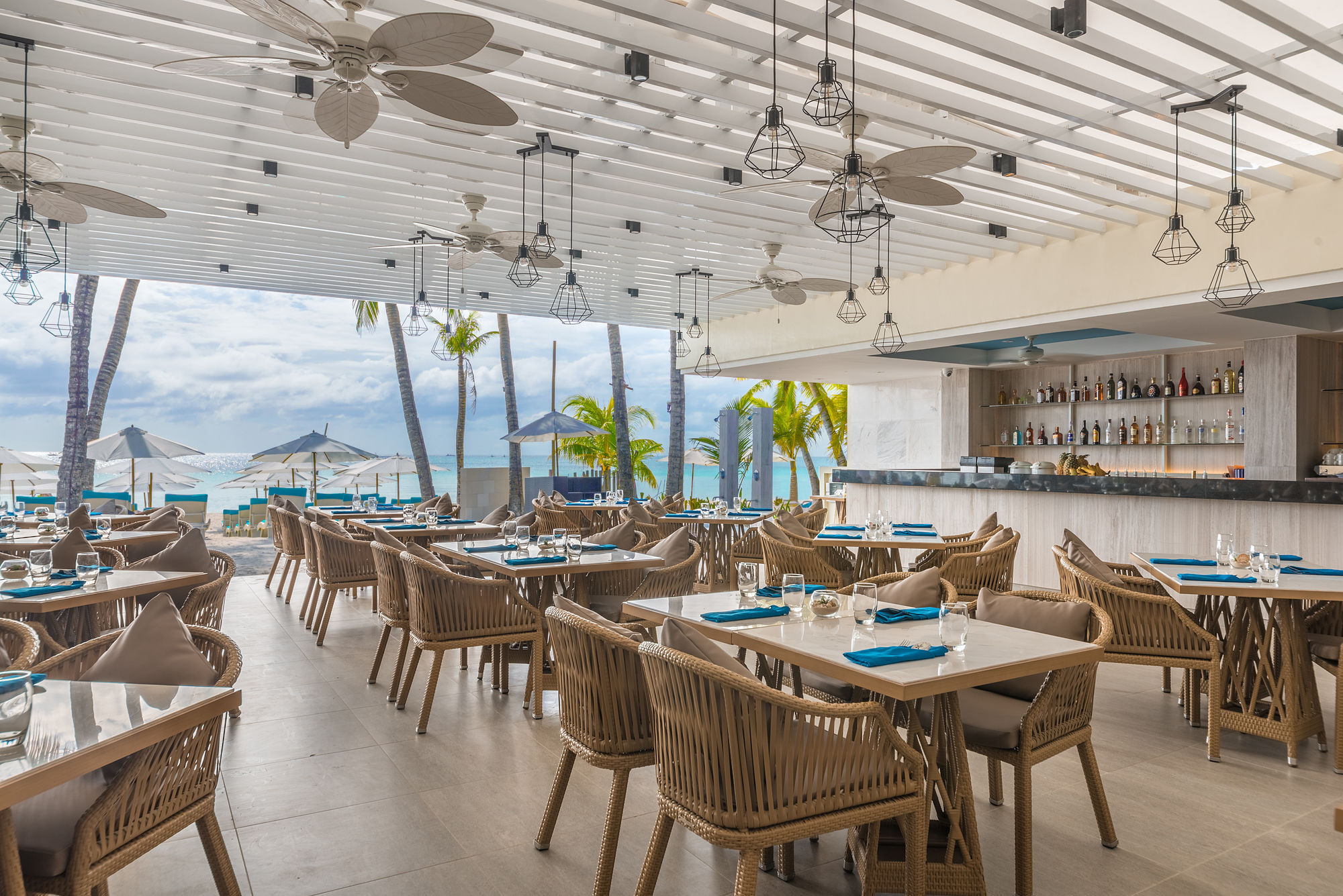 Henann Prime Beach Resort Balabag  Extérieur photo The Beach Club