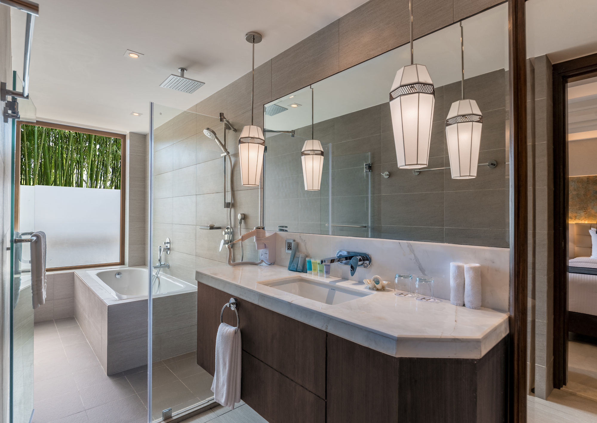 Henann Prime Beach Resort Balabag  Extérieur photo Bathroom
